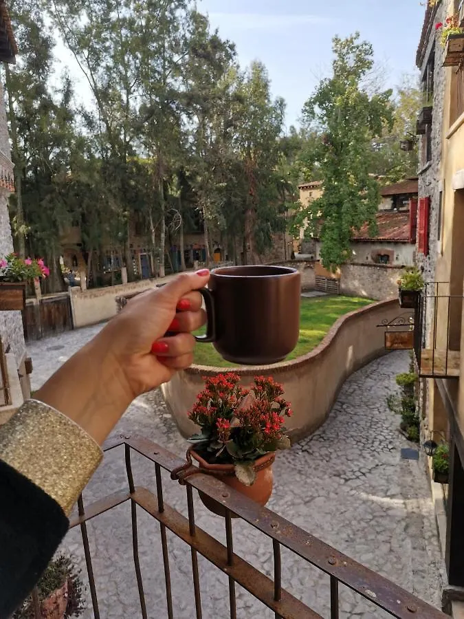 Piacere Loft Val'Quirico. Bed, Jacuzzi & Coffe Apartamento Santeagueda